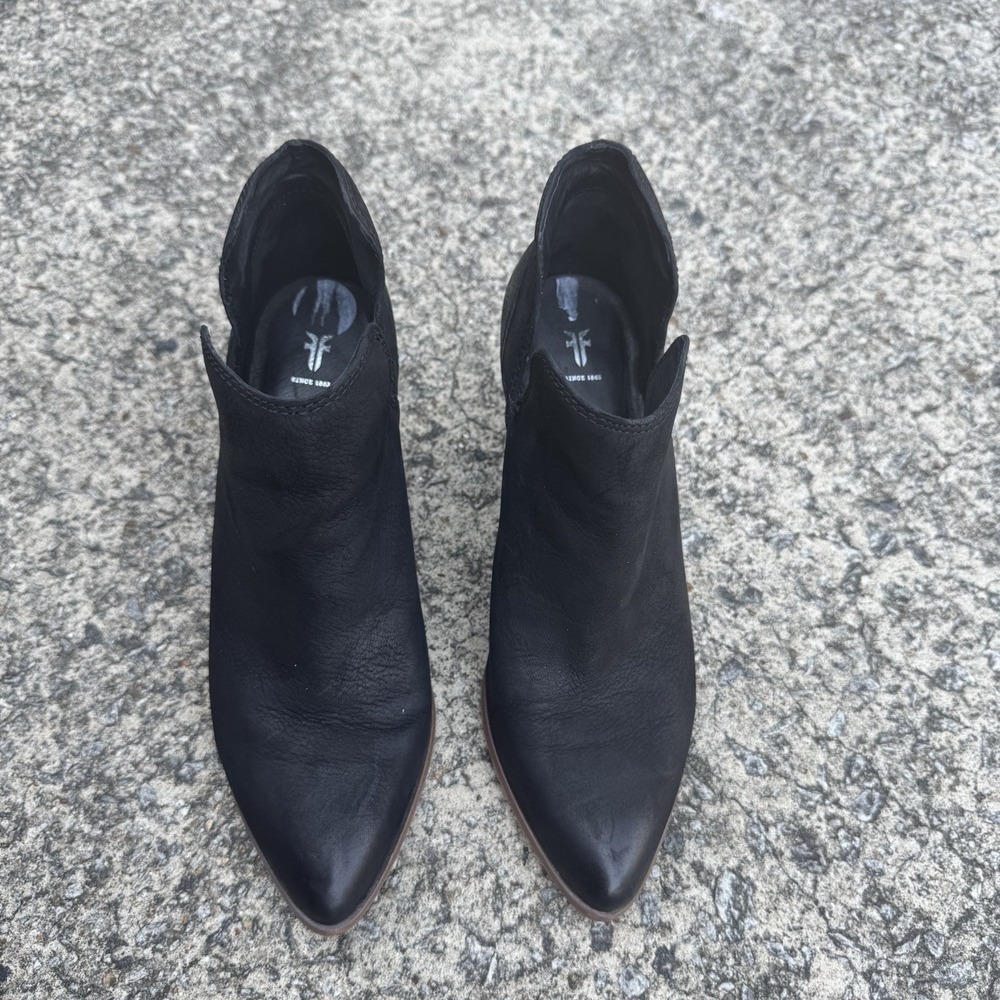 Frye Women's Size 6.5 M Reina‎ Black Suede Cut Out Western Cowboy Ankle Bootie - Picture 4 of 16